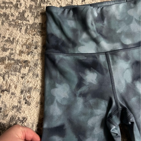 Athleta Elation Leggings - Picture 2 of 7